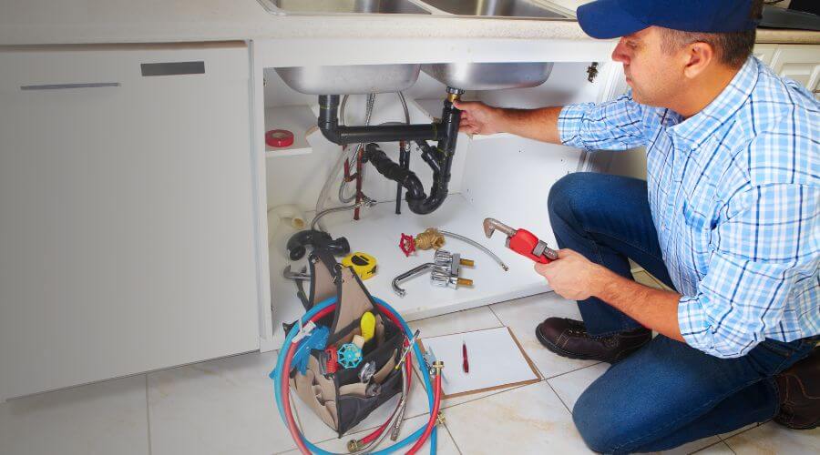 Expert burst pipe repair services in Jacksonport, AR
